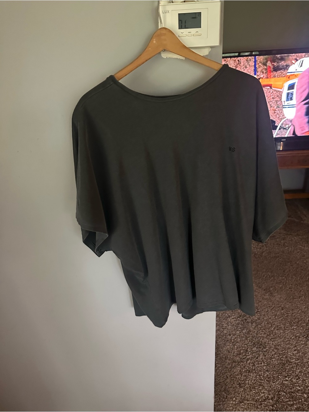 Kanye West Korea exclusive VULTURES T in Dark Gray